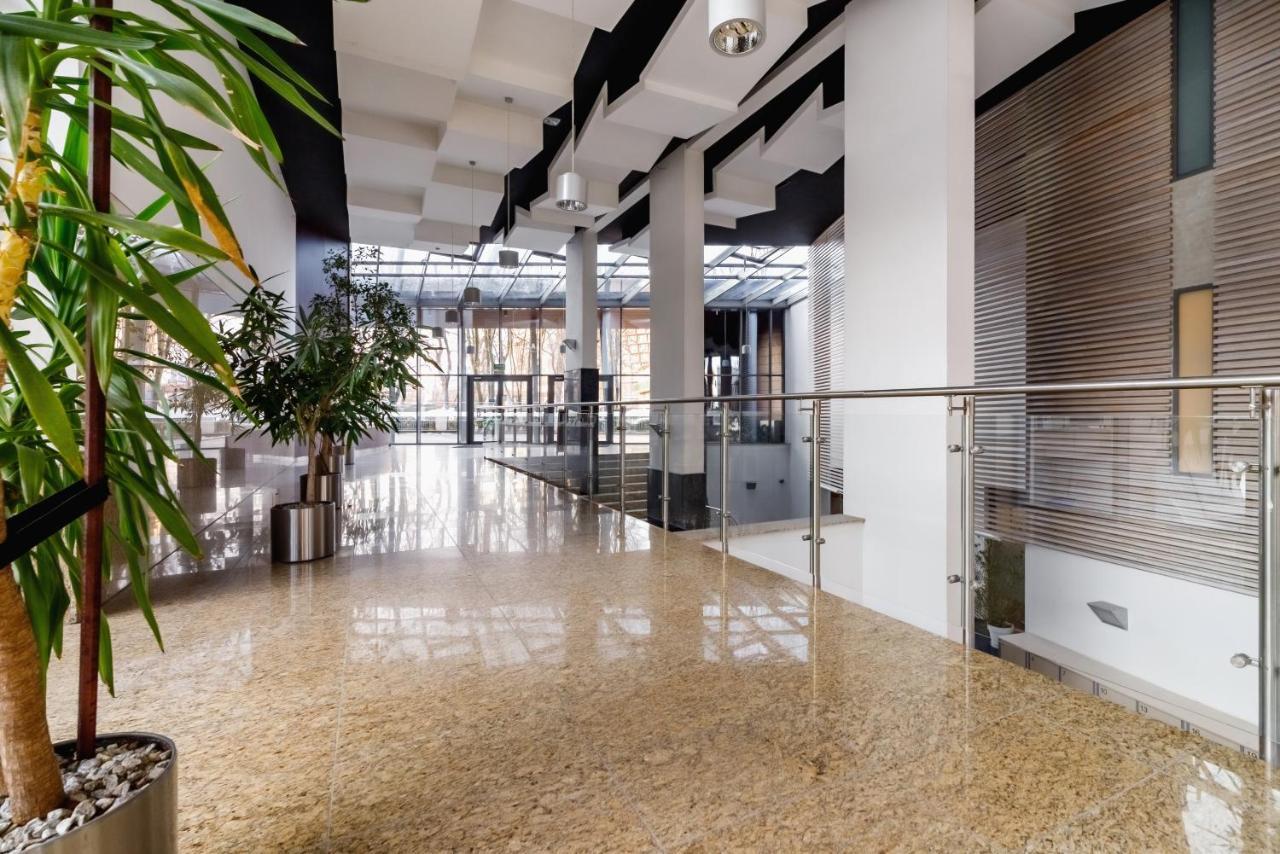 Premium Apartment Ludwinowska Krakow By Noclegi Renters Esterno foto