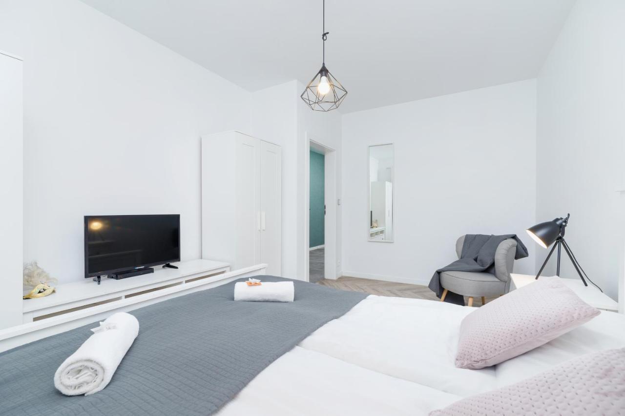 Premium Apartment Ludwinowska Krakow By Noclegi Renters Esterno foto