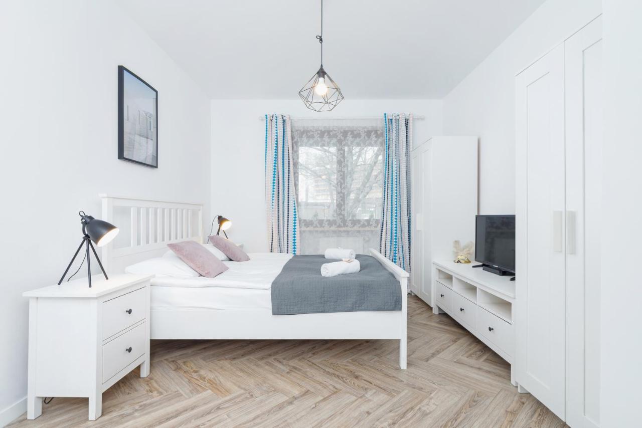 Premium Apartment Ludwinowska Krakow By Noclegi Renters Esterno foto