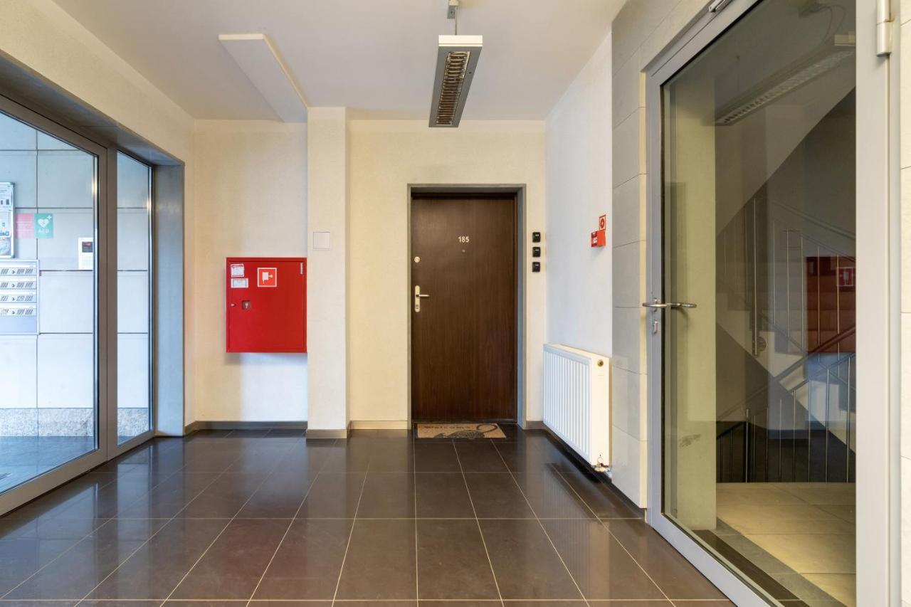 Premium Apartment Ludwinowska Krakow By Noclegi Renters Esterno foto
